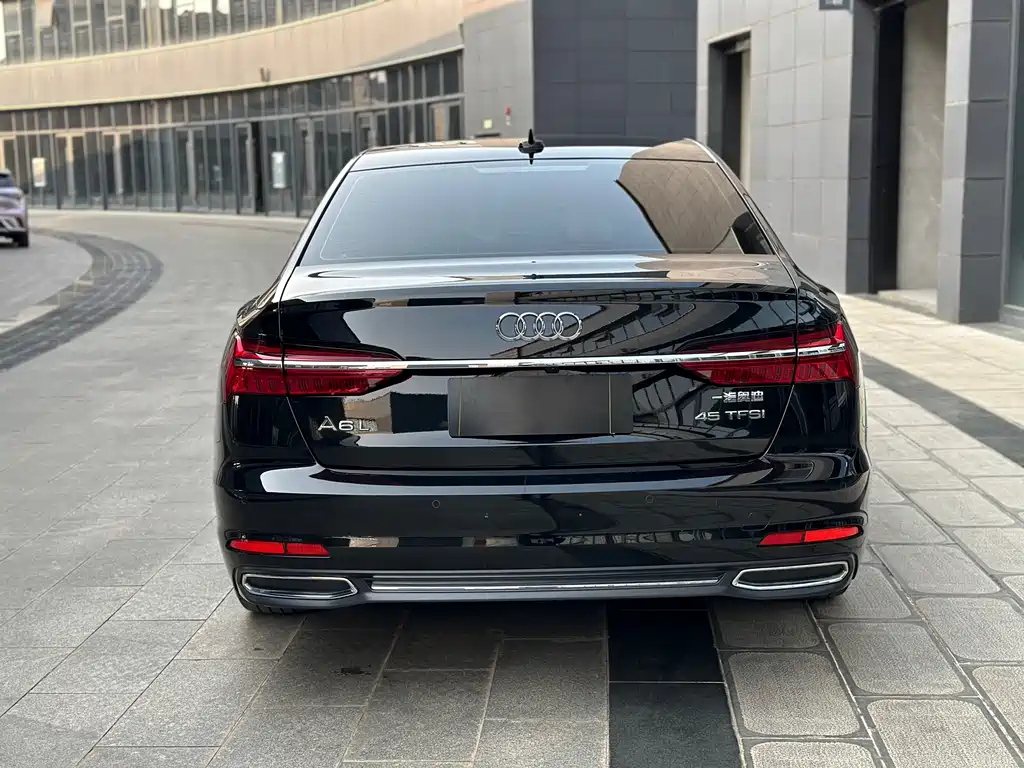 AUDI A6L 2021