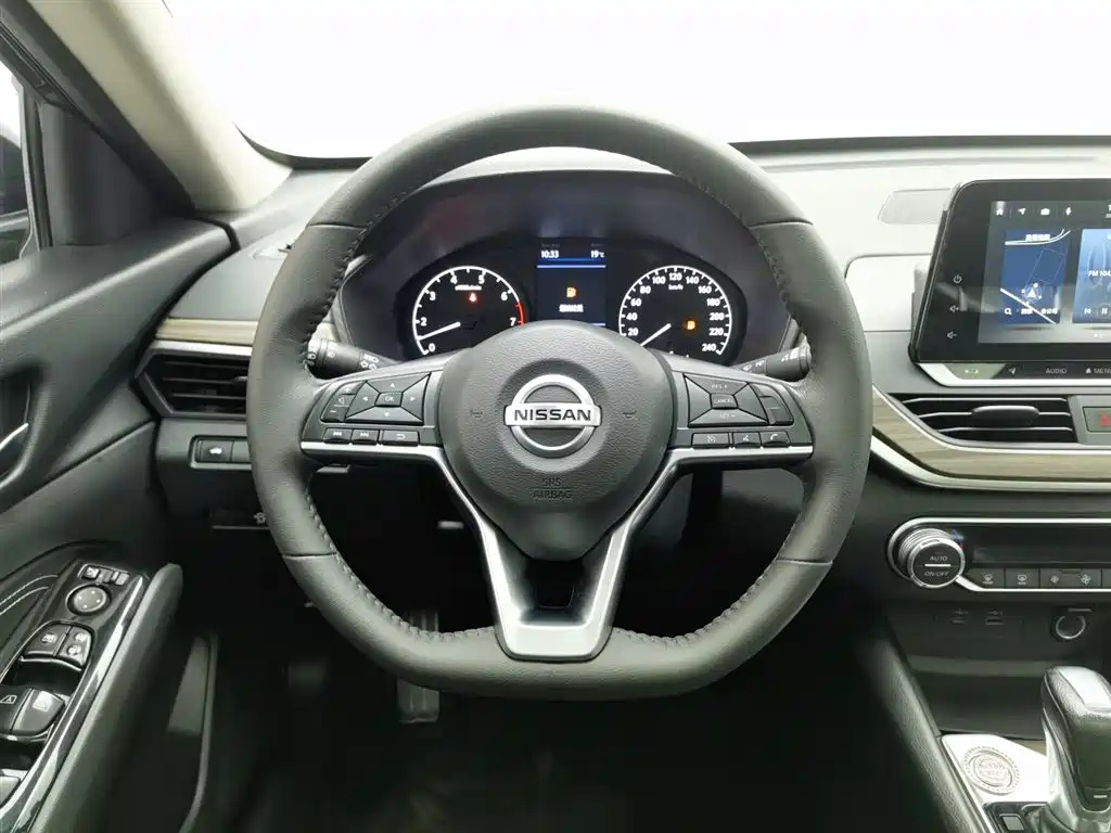 NISSAN TEANA 2021