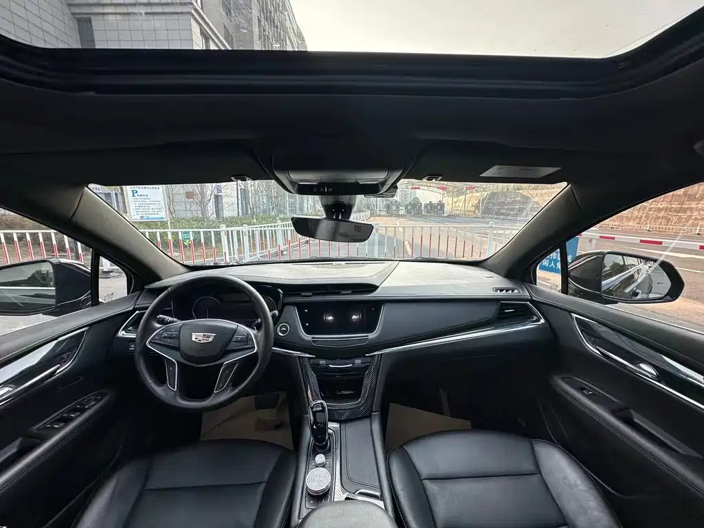 CADILLAC XT5 2020