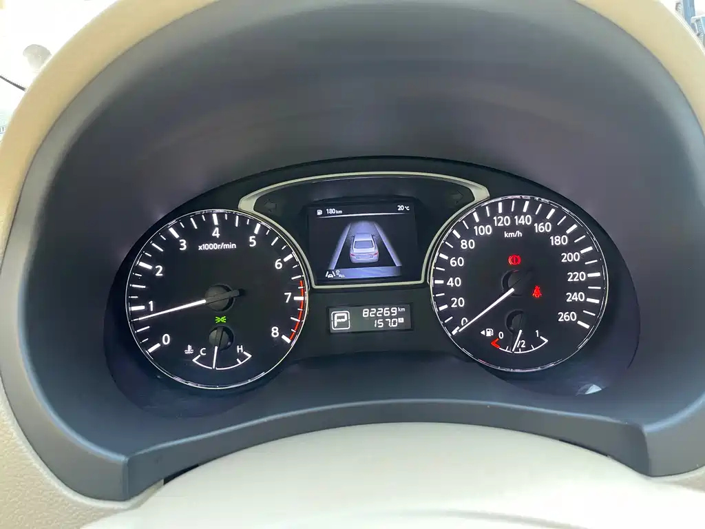 NISSAN TEANA 2018