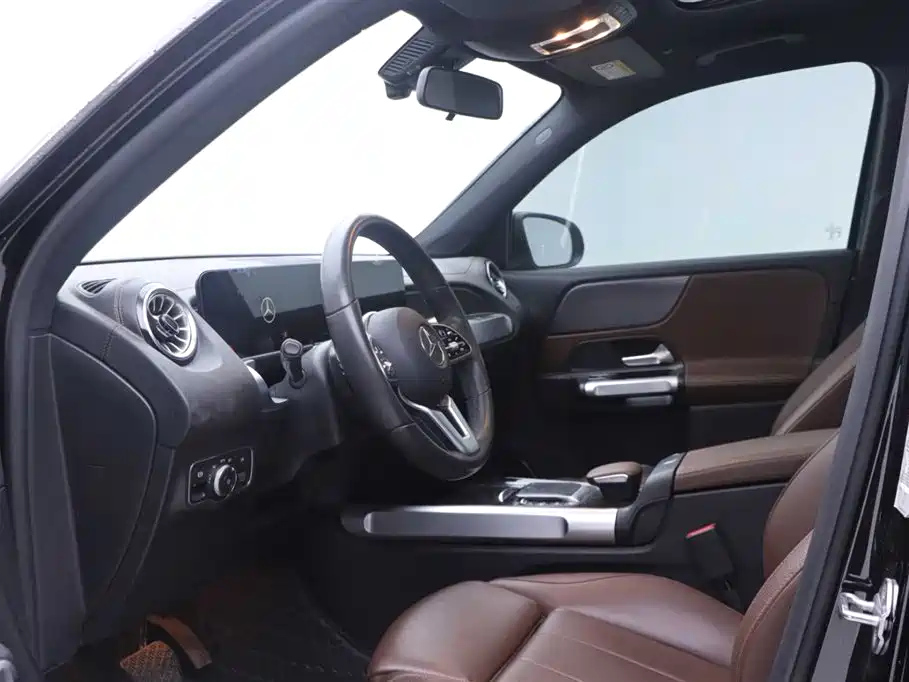MERCEDES BENZ GLB 2022