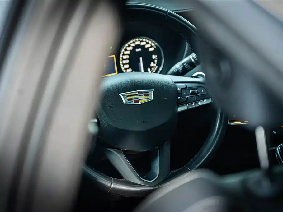 CADILLAC XT4 2020
