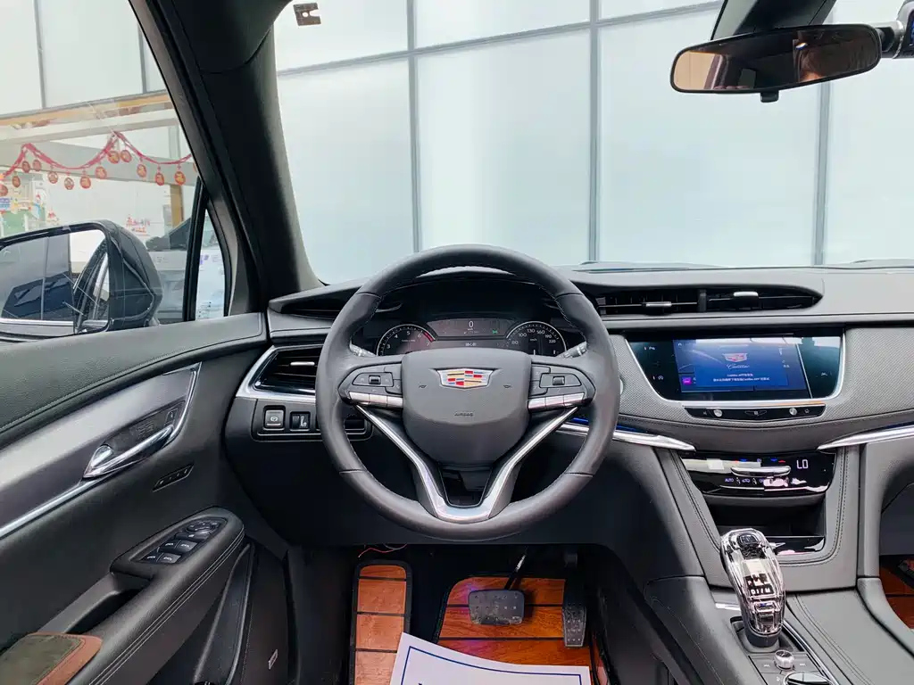 CADILLAC XT6 2020