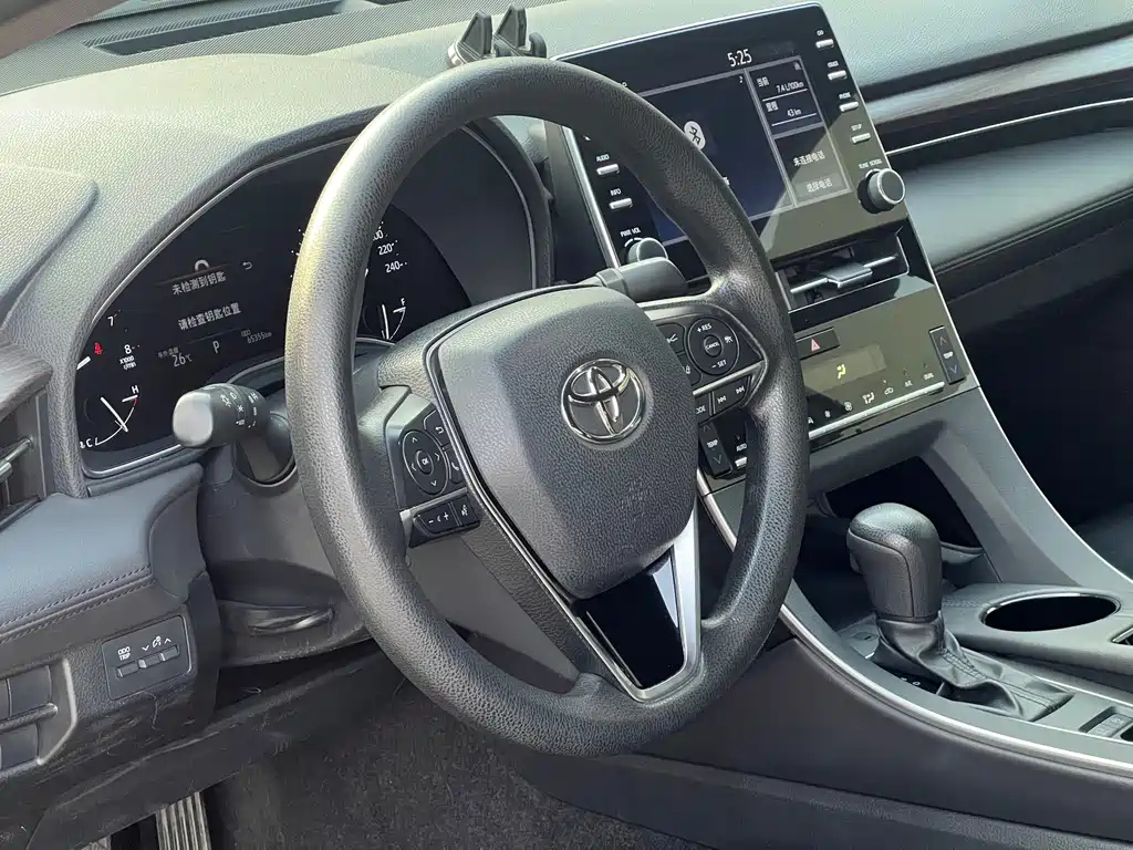 TOYOTA AVALON 2020