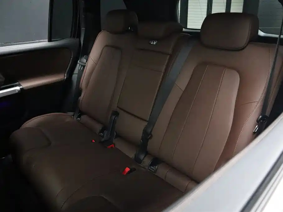 MERCEDES BENZ GLB 2023