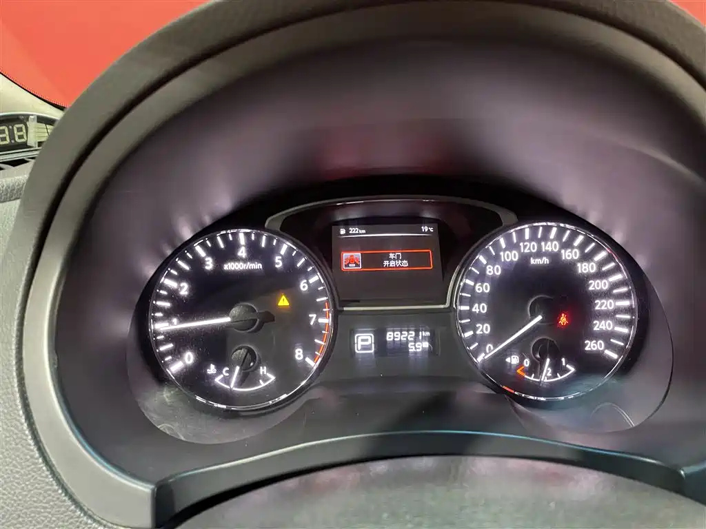 NISSAN TEANA 2018