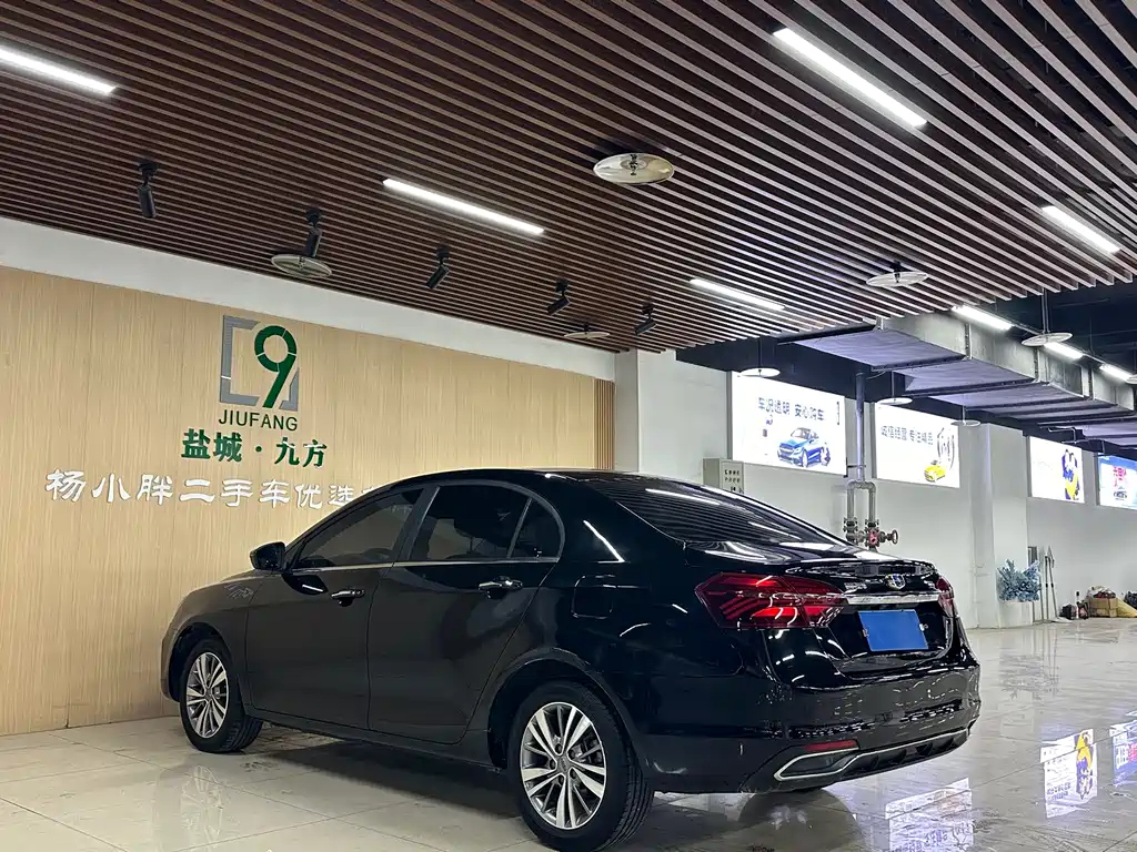GEELY AUTO EMGRAND 2018