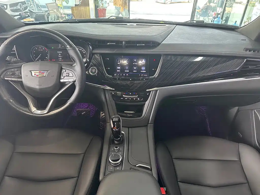 CADILLAC XT6 2020