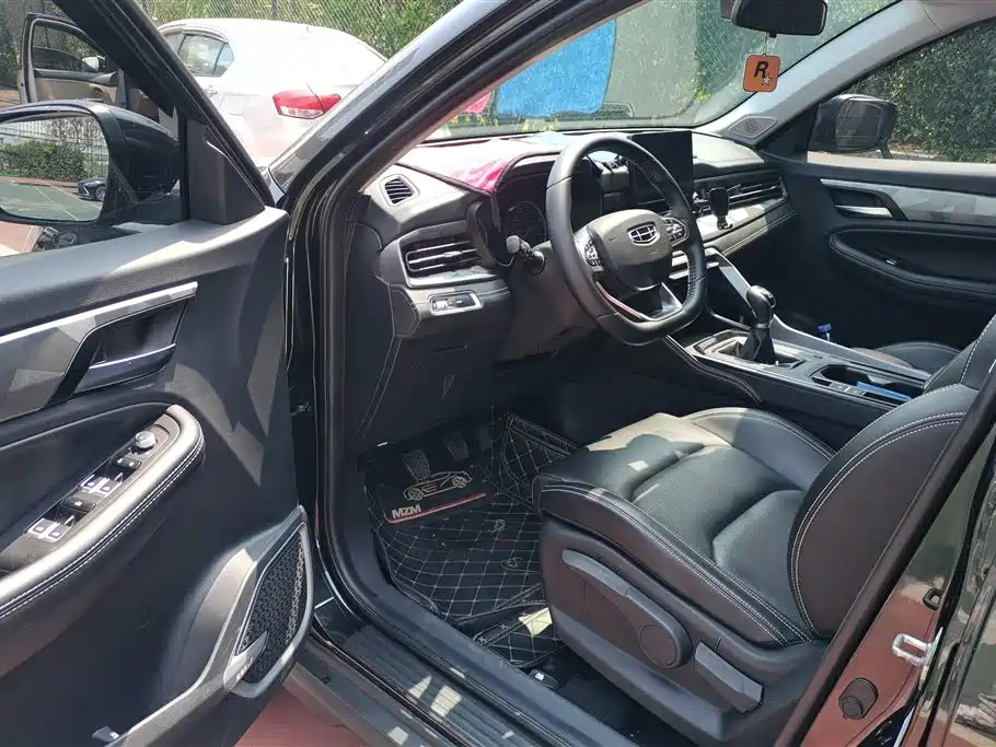 GEELY AUTO VISION X6 2022