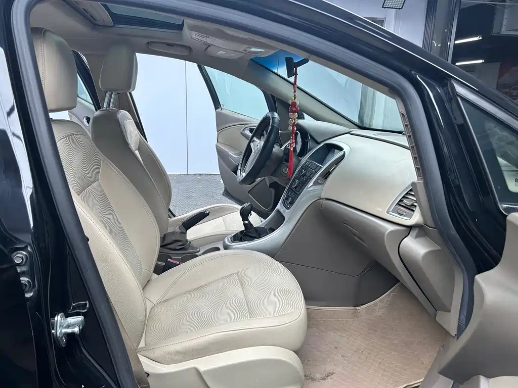BUICK EXCELLE 2014