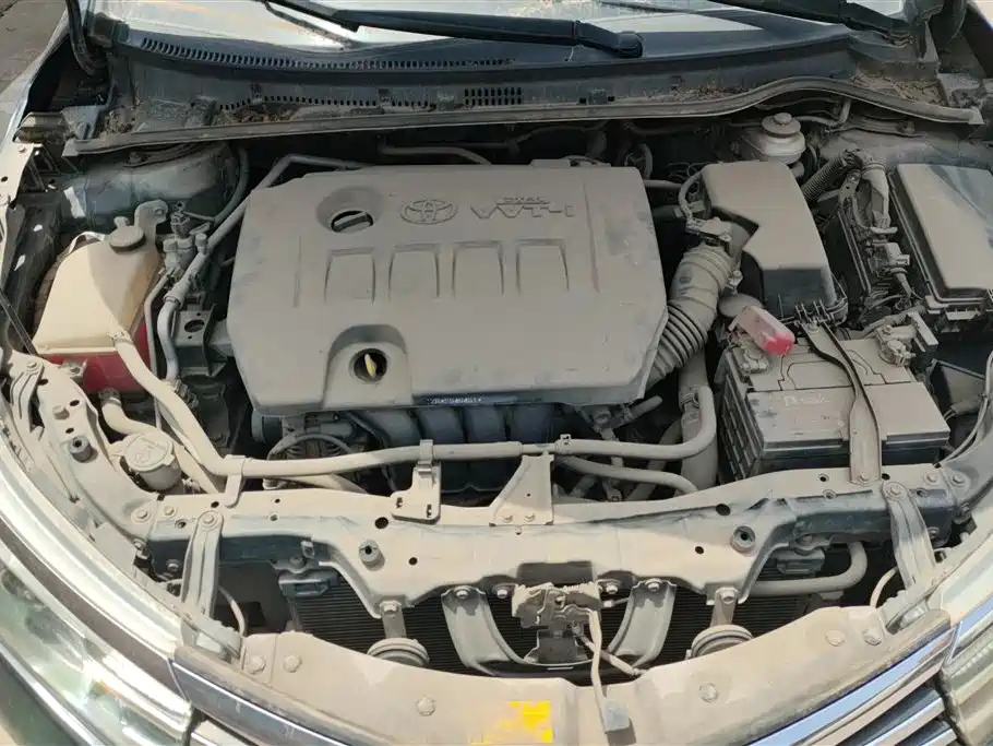TOYOTA COROLLA 2015