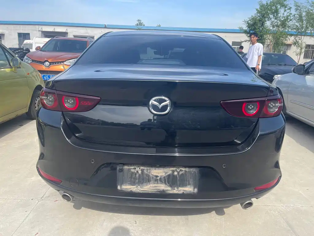 MAZDA 3 AXELA 2022