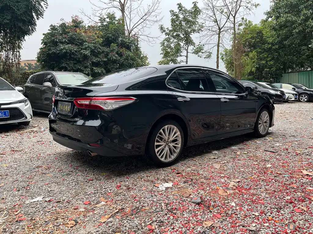 TOYOTA CAMRY 2021