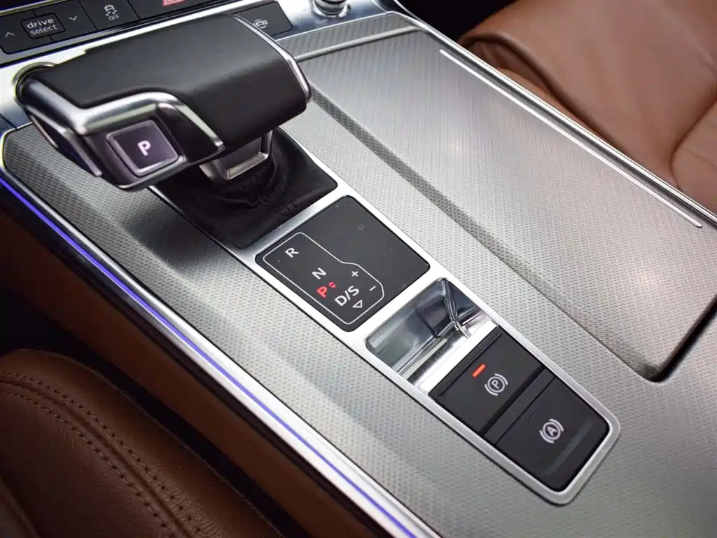 AUDI A6L 2022