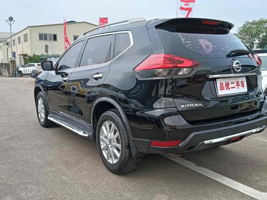 NISSAN X-TRAIL 2019