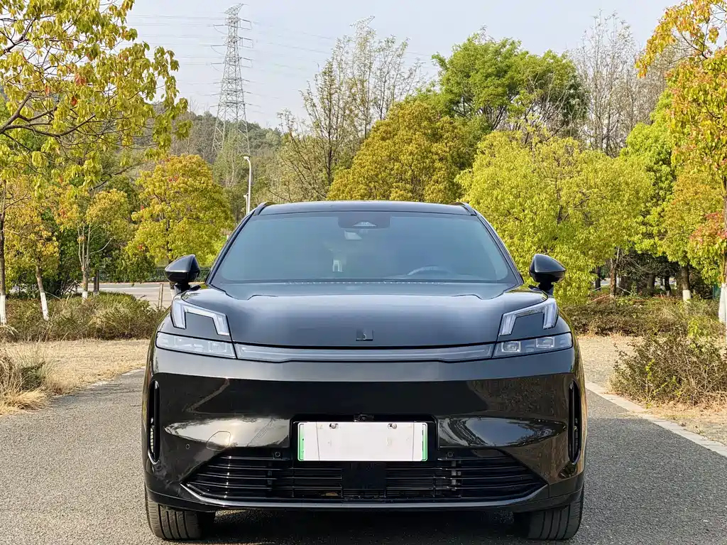 LYNK&CO 08 NEW ENERGY 2024
