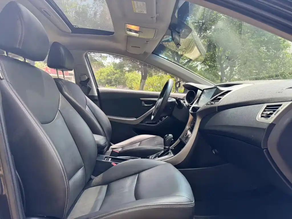 HYUNDAI ELANTRA 2014