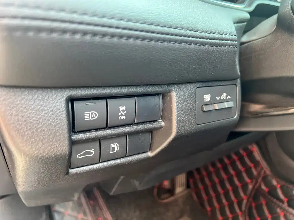 TOYOTA AVALON 2021