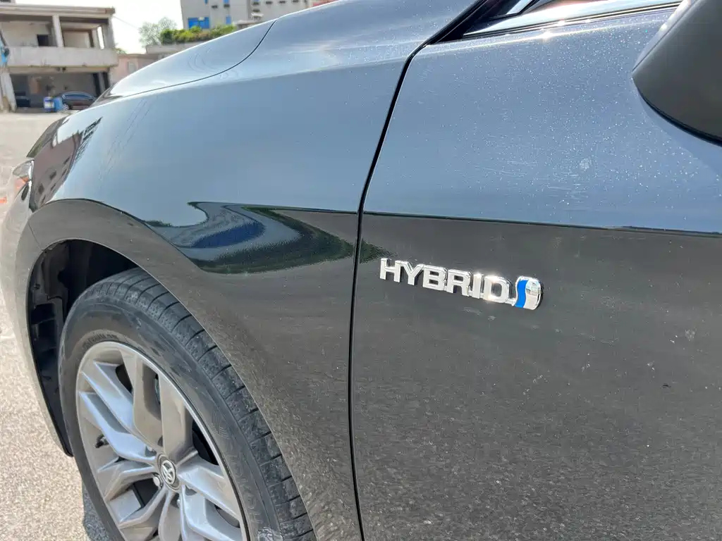 TOYOTA AVALON 2021