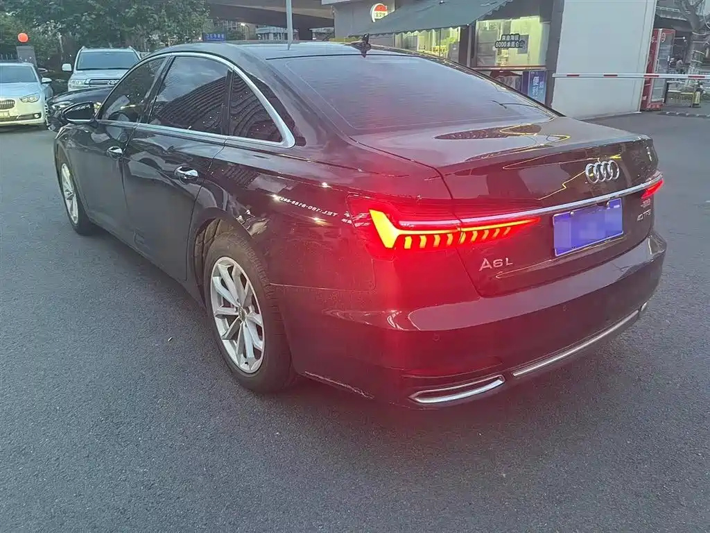 AUDI A6L 2021