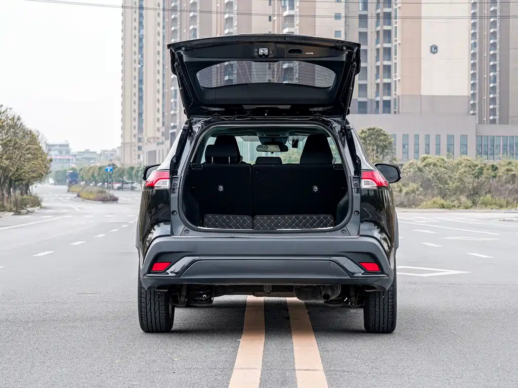 TOYOTA FRONTLANDER 2023