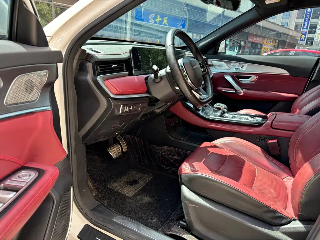 JETOUR X70 PLUS 2022