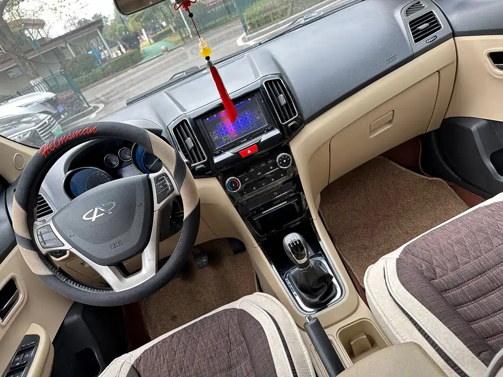 CHERY E3 2015
