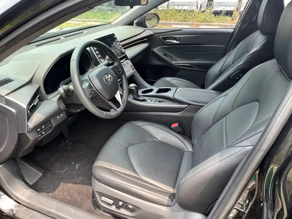 TOYOTA AVALON 2020