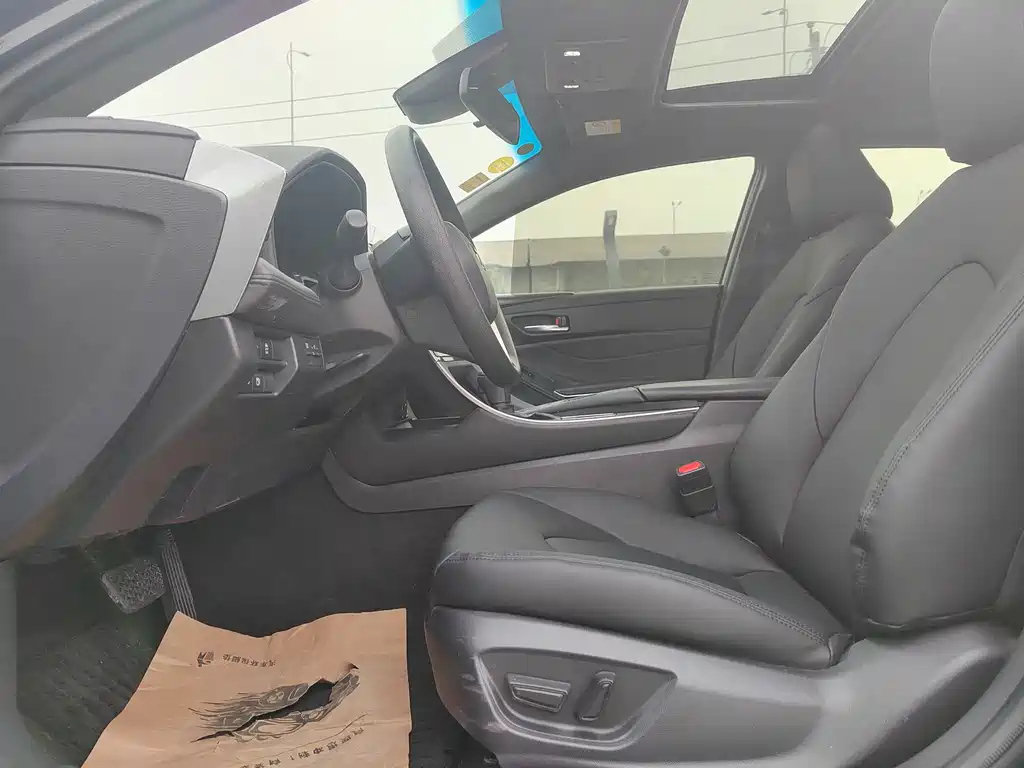TOYOTA AVALON 2021
