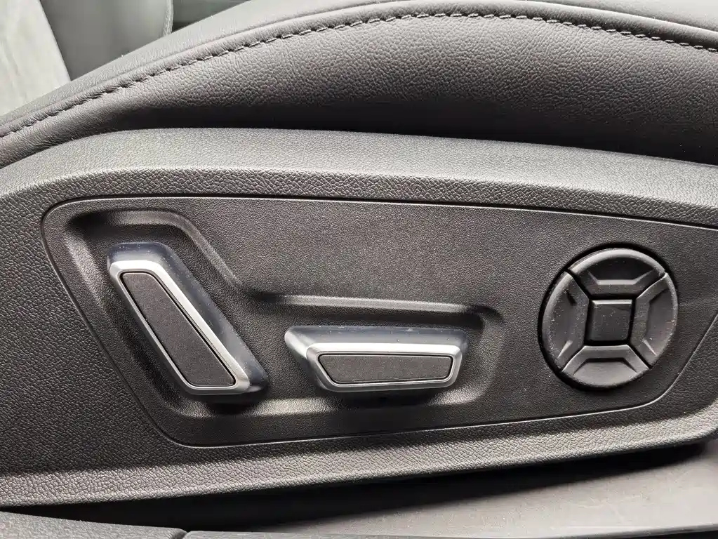 AUDI A6L 2023