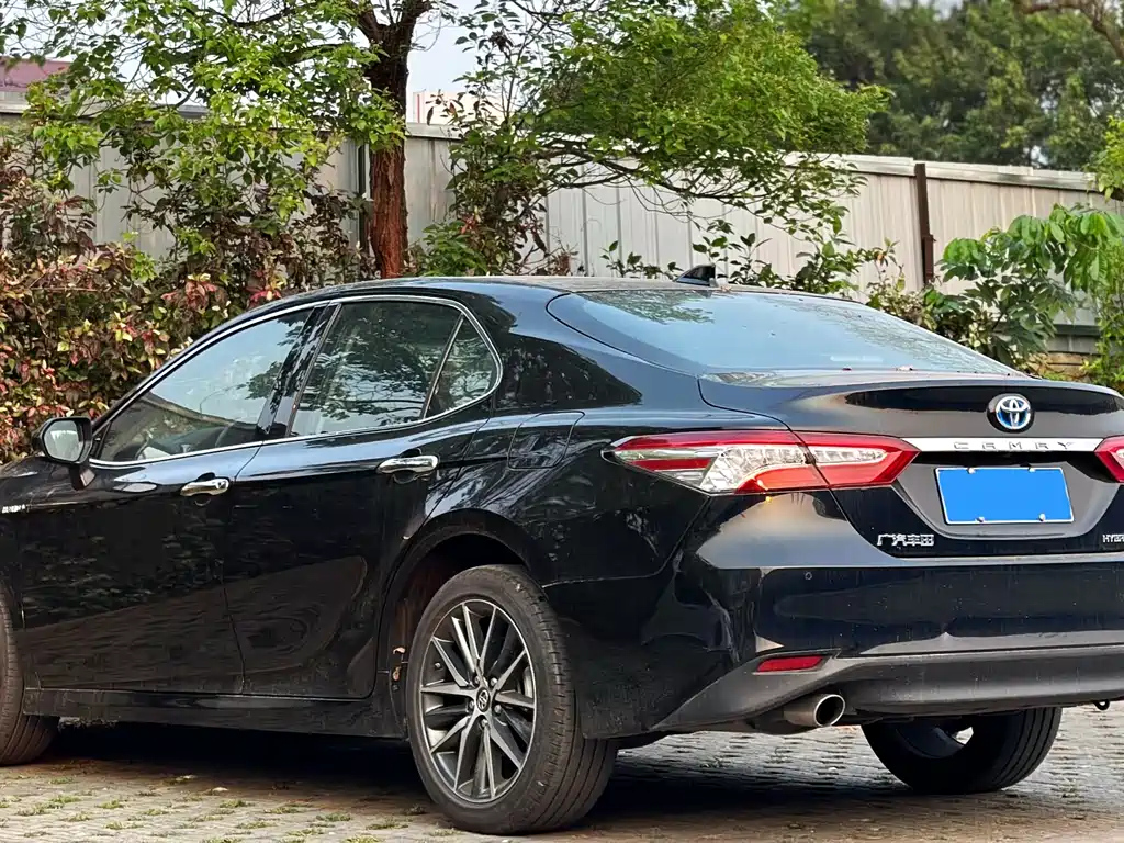 TOYOTA CAMRY 2021