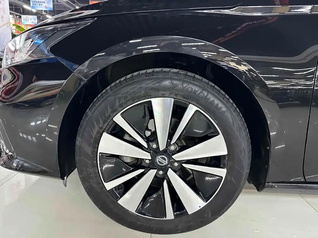 NISSAN TEANA 2021