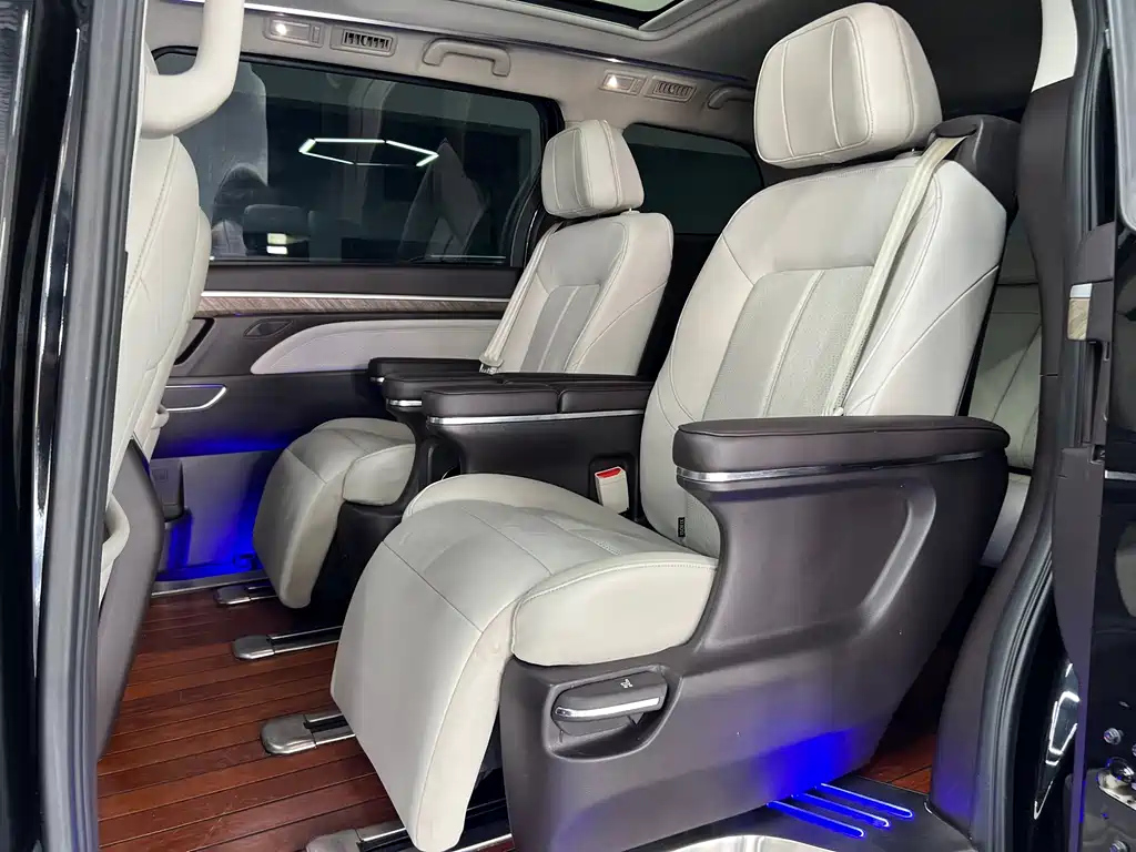 TRUMPCHI M8 2021