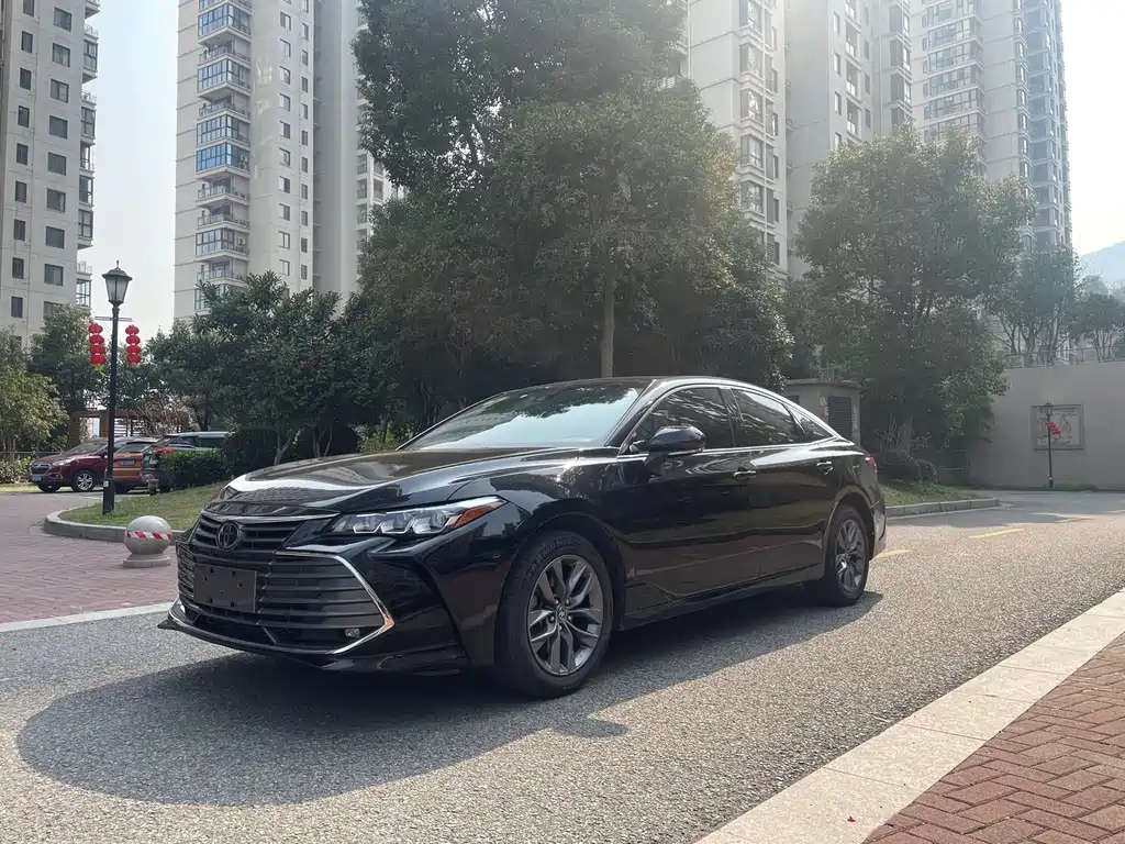 TOYOTA AVALON 2021