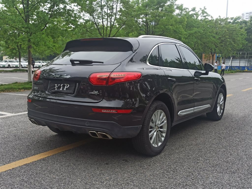 ZOTYE SR9 2017