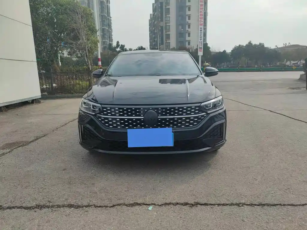 VOLKSWAGEN LAVIDA 2022