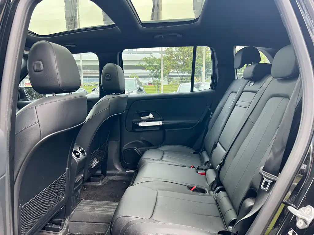 MERCEDES BENZ GLB 2022