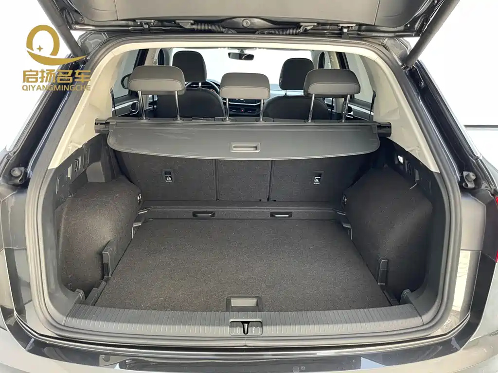 VOLKSWAGEN TAYRON 2022