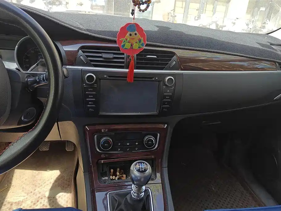 ZOTYE T600 2015