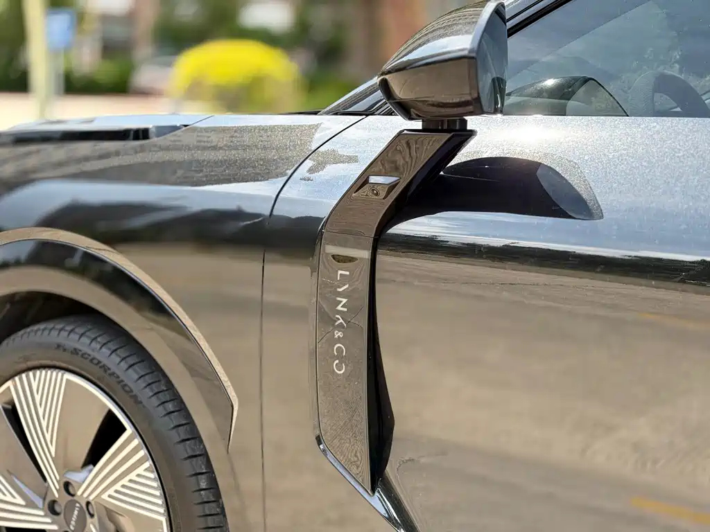 LYNK&CO 08 NEW ENERGY 2023