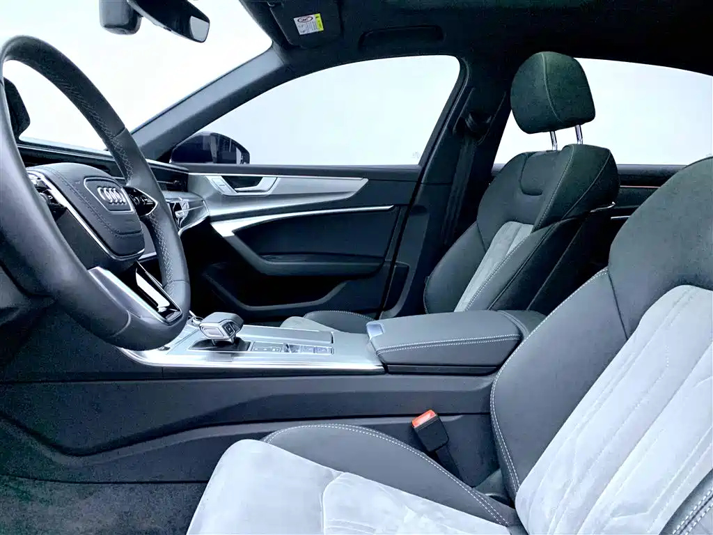 AUDI A6L 2023