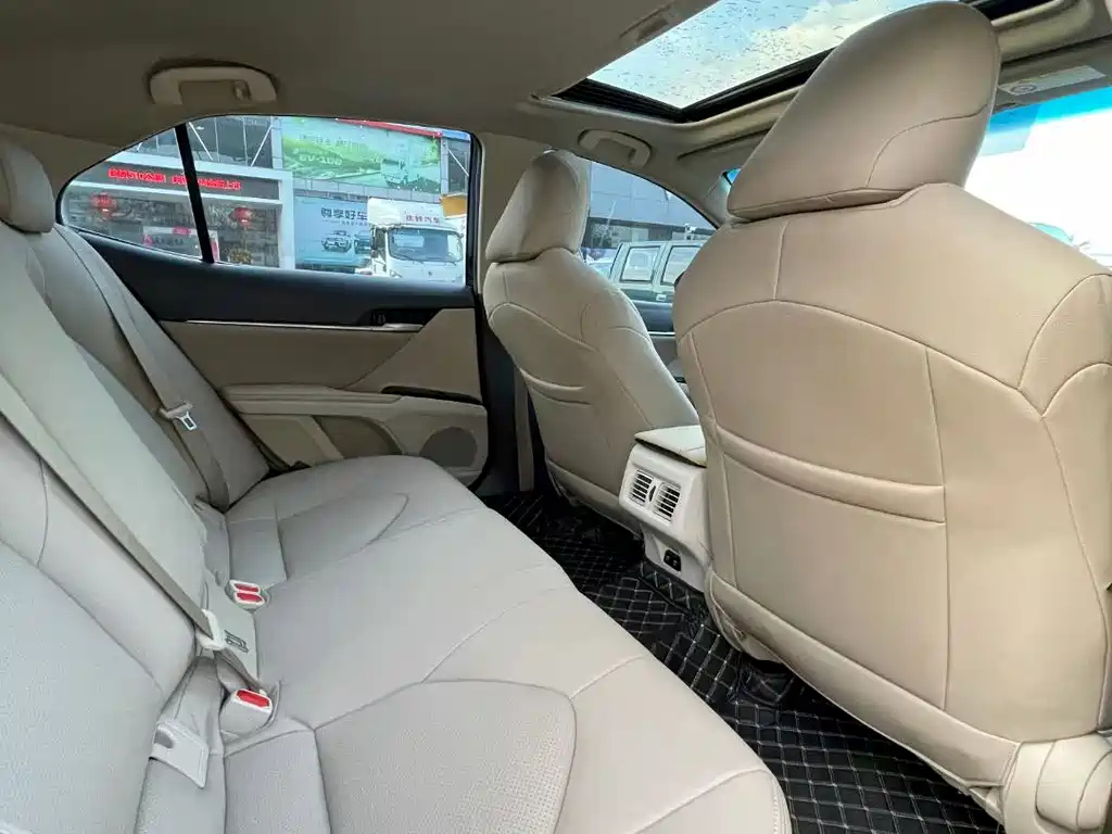 TOYOTA CAMRY 2022