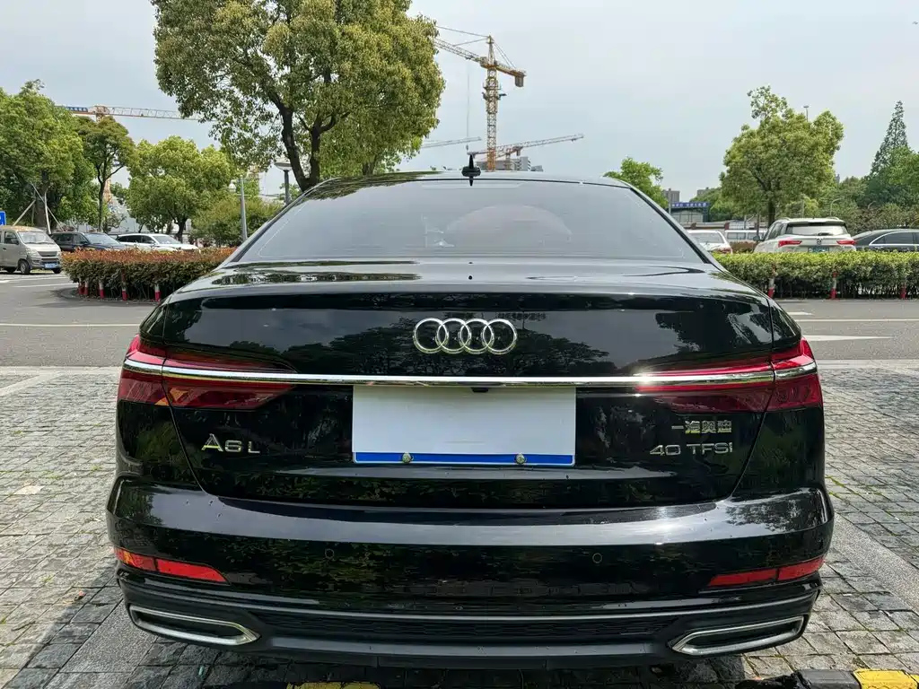 AUDI A6L 2020