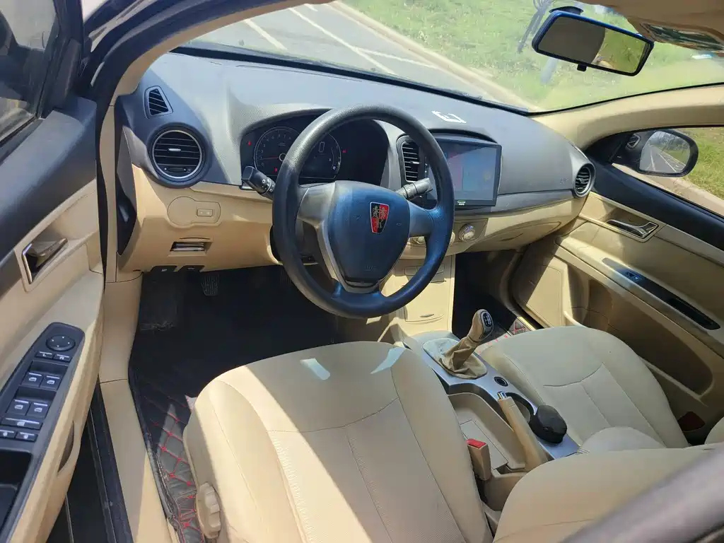 ROEWE 350 2013