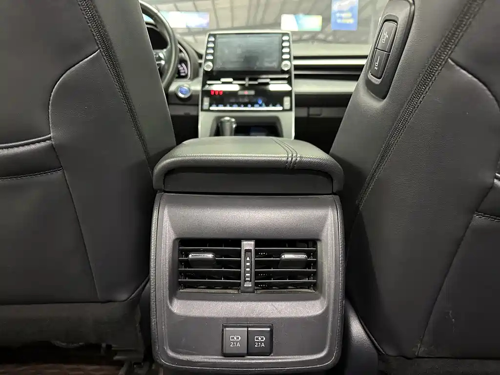 TOYOTA AVALON 2022