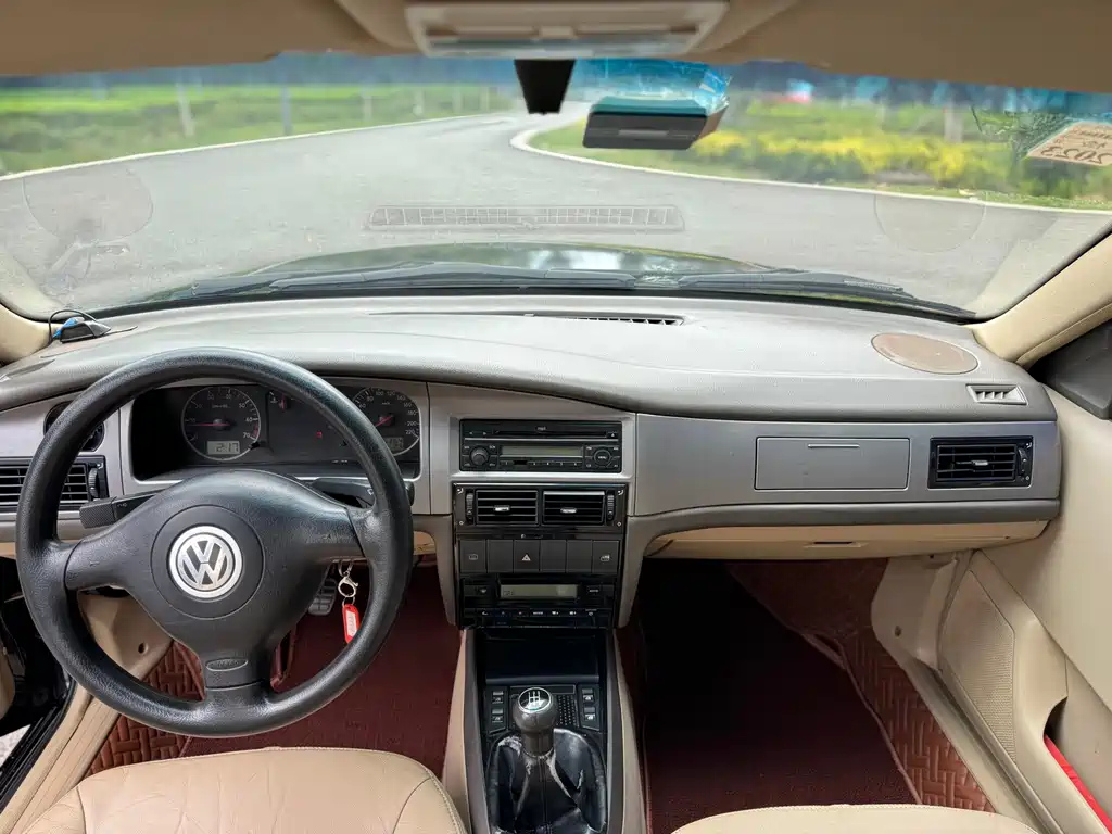 VOLKSWAGEN OTHER 2010