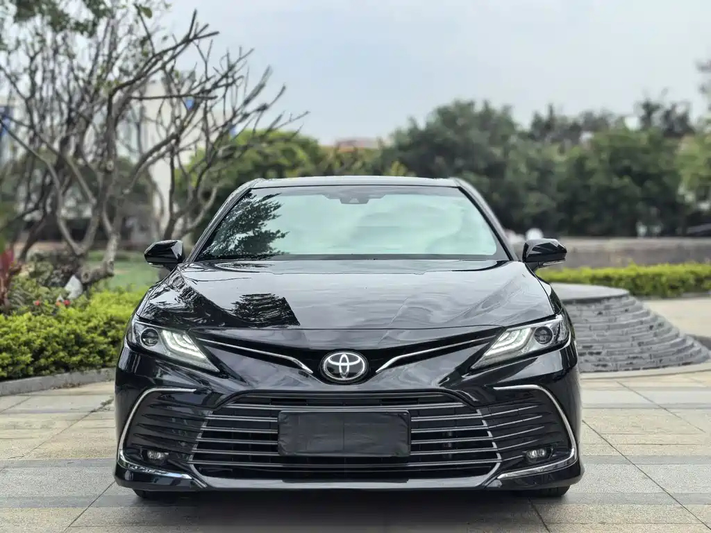 TOYOTA CAMRY 2023