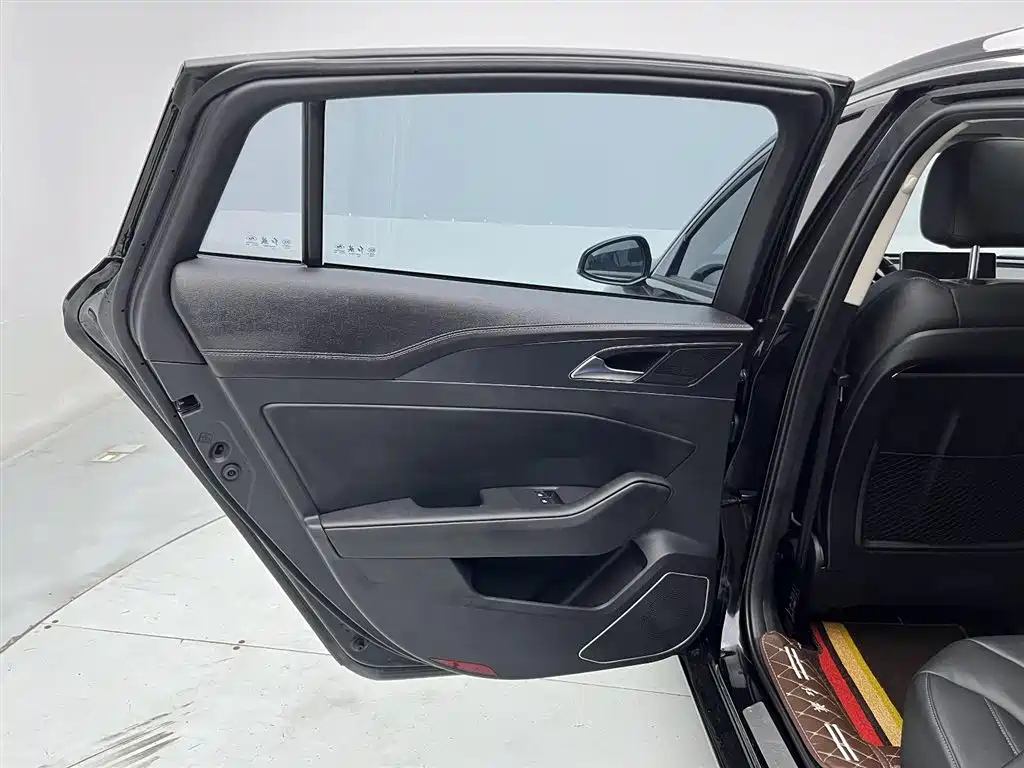 HONGQI H5 2022