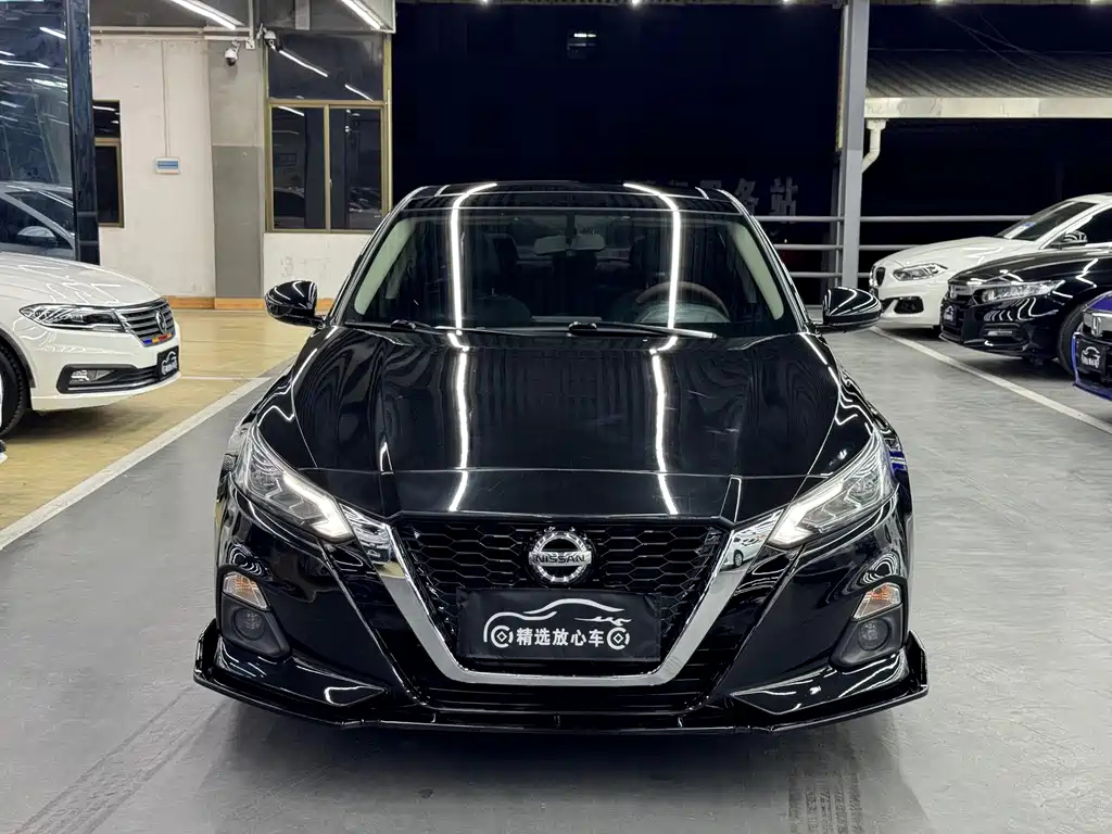 NISSAN TEANA 2019