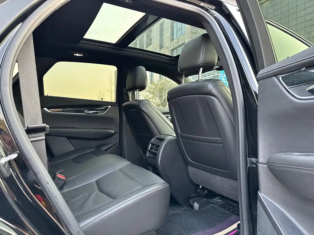 CADILLAC XT5 2020